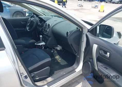 2015 Nissan Rogue Select S z USA, uszkodzony, nr VIN JN8AS5MTXFW163295